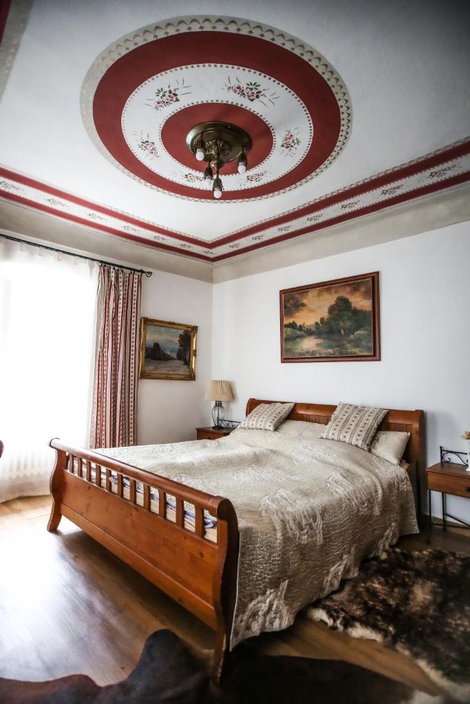 Pension Cortes photo 3