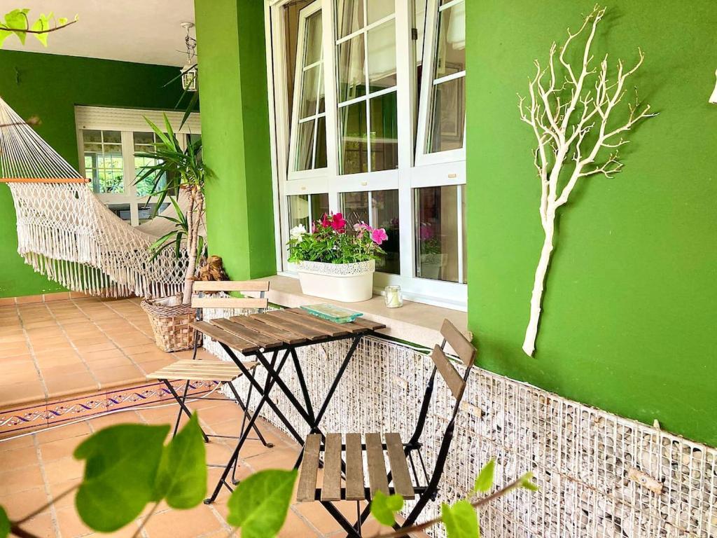 4 bedrooms house with enclosed garden and wifi at Bastian 3 km away from the beach photo 1