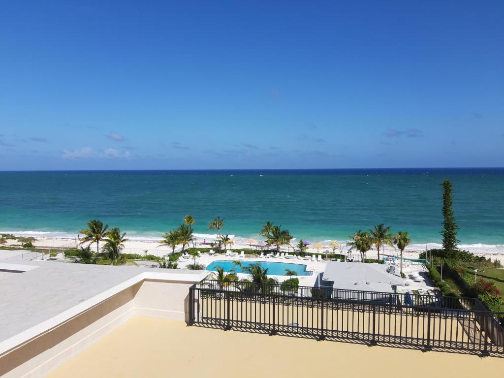 The Lookout at Coral Beach photo 1