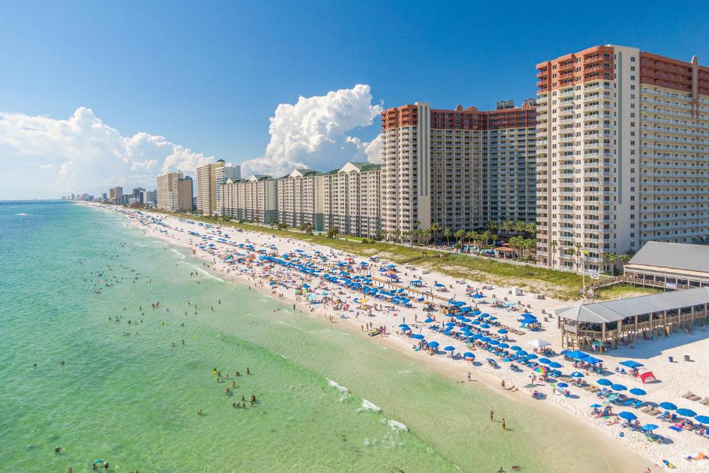 Shores of Panama Condo With Same Level Parking photo 2