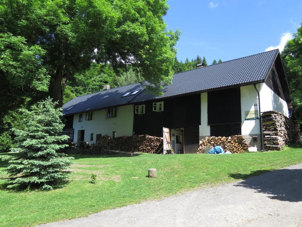 Cykloturistická Základna Lesovna photo 2