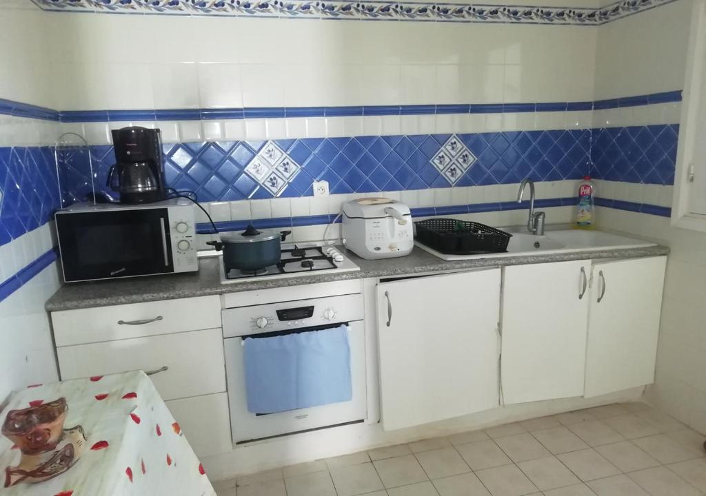 Azure Residences photo 3