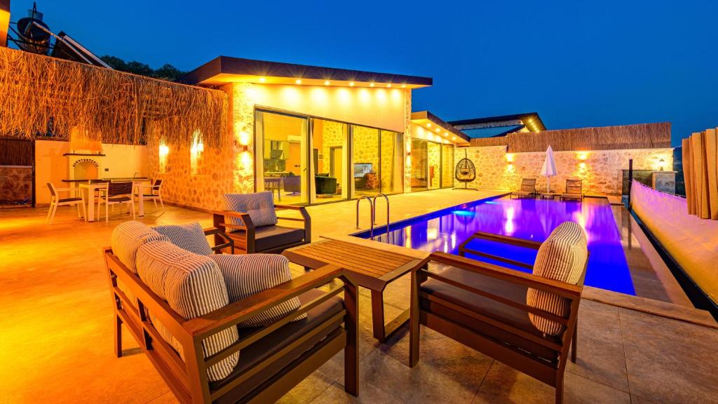 Villa Selim - 1 Bed Honeymoon Villa with jacuzzi in Kalkan photo 1