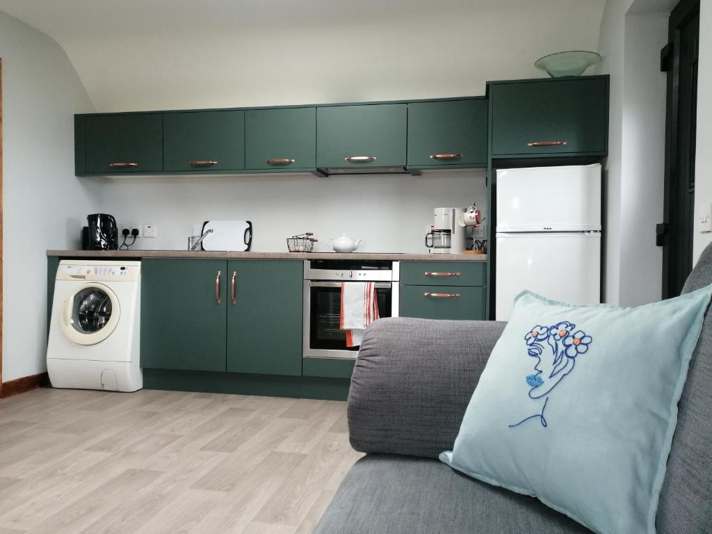 Self catering upstairs apartment at Tradcottage photo 4