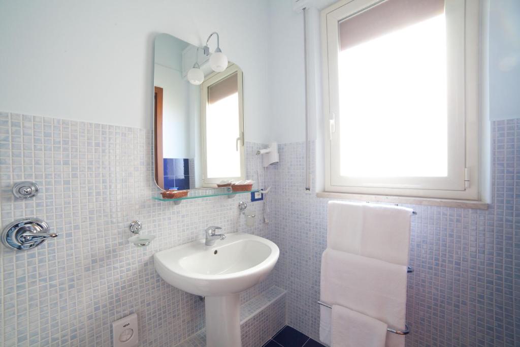 B&B Trapani In - Tap to explore photos