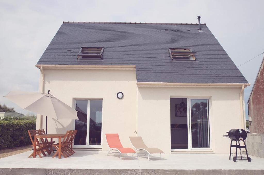 Maison neuve à 350m de la plage La casa Sovaïna photo 2