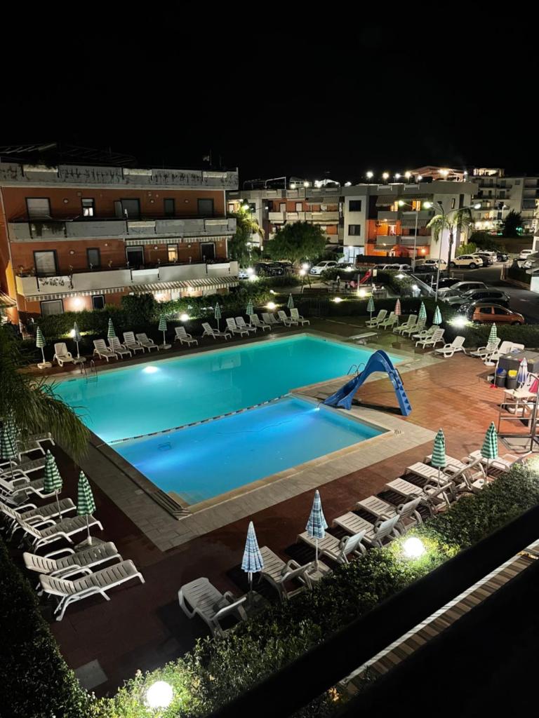 Taormina Mare Piscina Fondachello photo 3