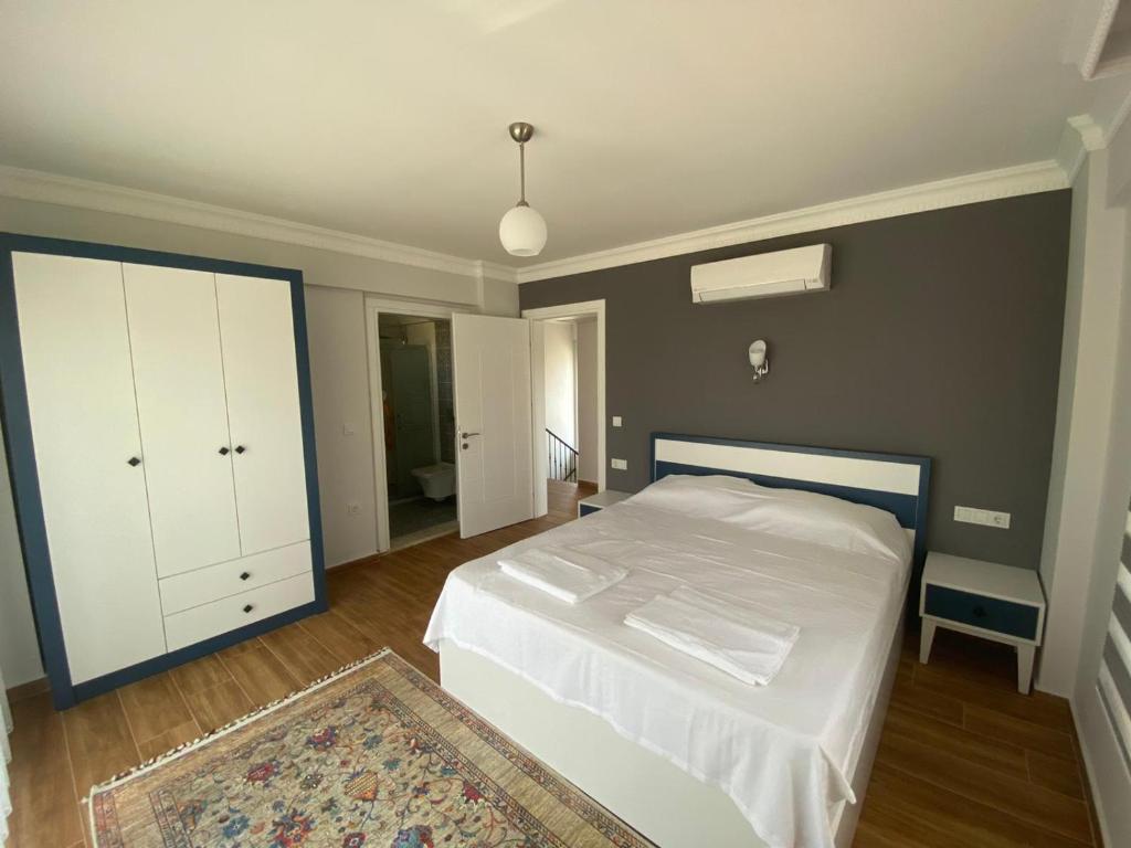 Villa Vista Gold photo 1