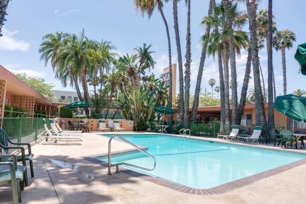 Saga Motor Hotel Pasadena photo 3