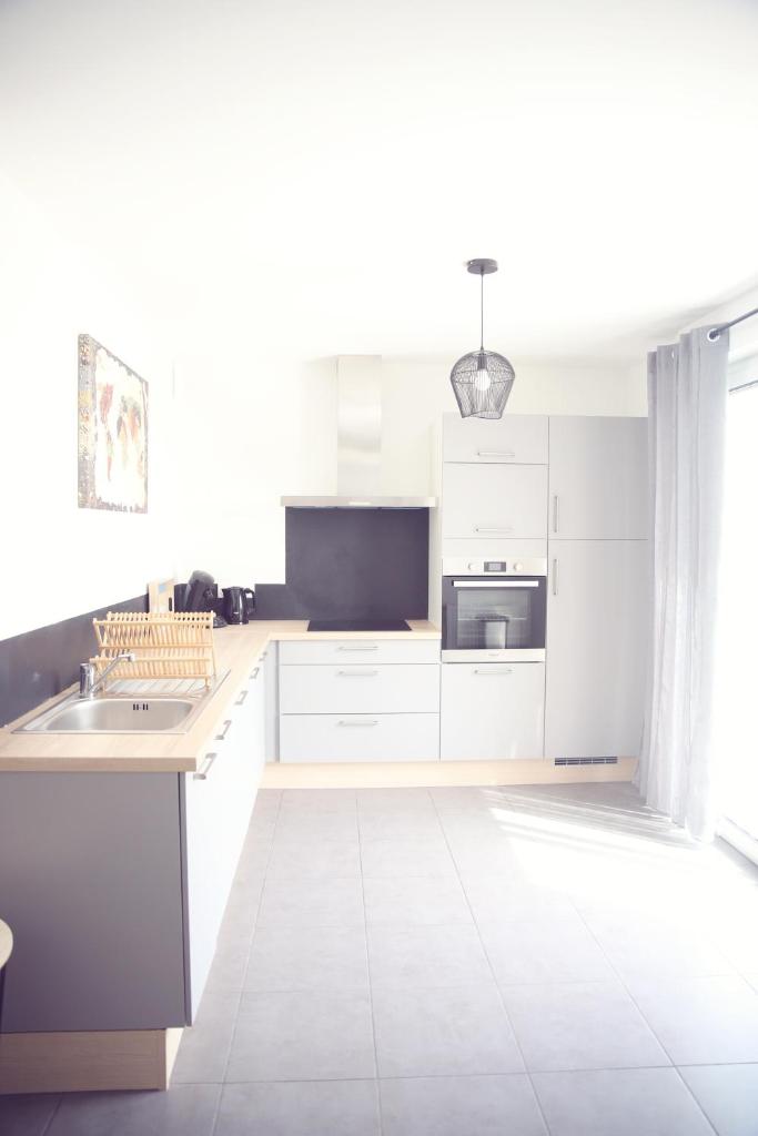 Maison neuve à 350m de la plage La casa Sovaïna photo 1