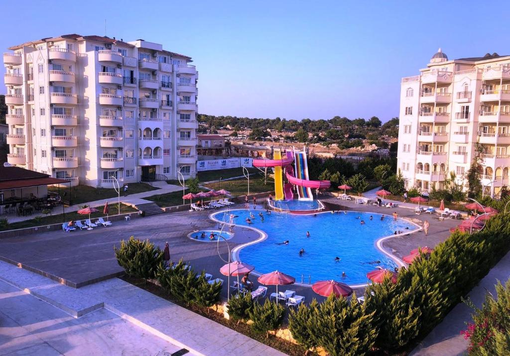 Watercastle Suites photo 2