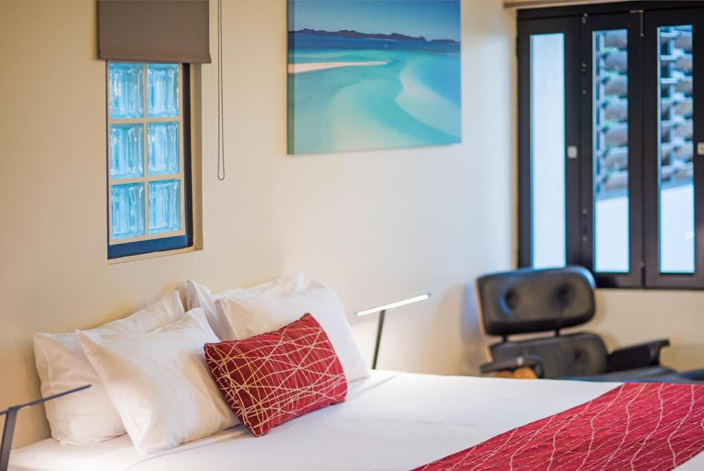 at Waterfront Whitsunday Retreat - Adults Only photo 4