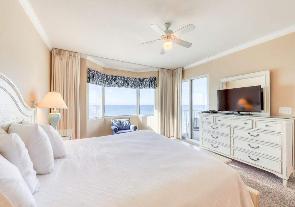 Tidewater Beach Resort By TO photo 3