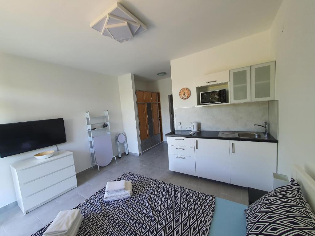 Villa Adagio Apartments photo 3