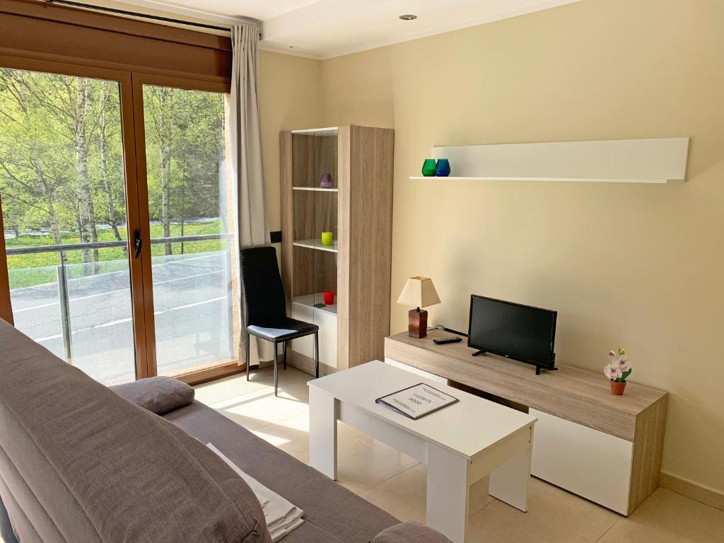 {
  "en-gb": "Apartamentos Llorts Ordino 3000"
} photo 3