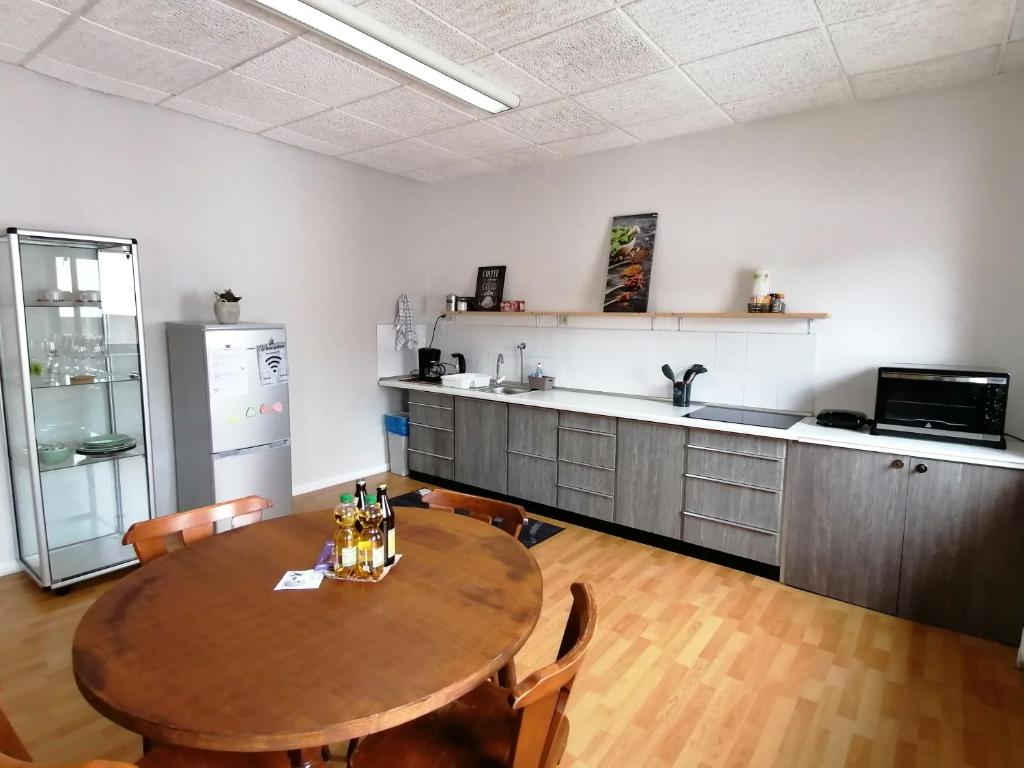 Geräumige Wohnung in zentraler Lage photo 1