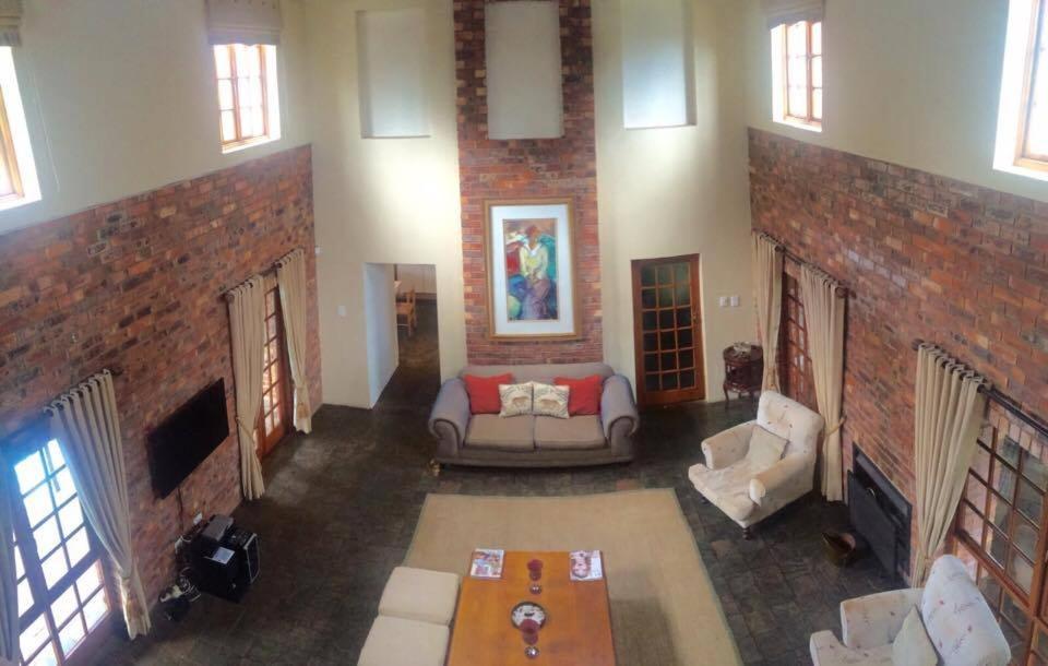 Protea Lodge and Cottage photo 1