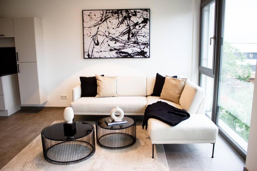 Luxuriöses Neubau-Apartment mit e-Lade Parkplatz photo 4