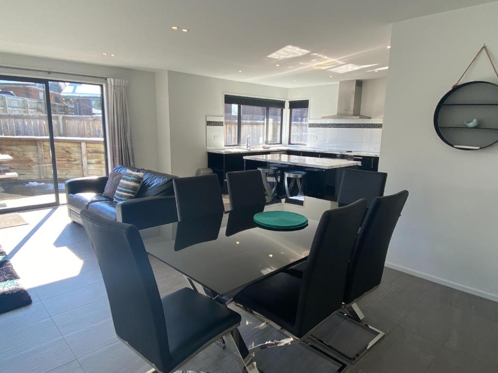 30 Rutherford Crescent photo 4