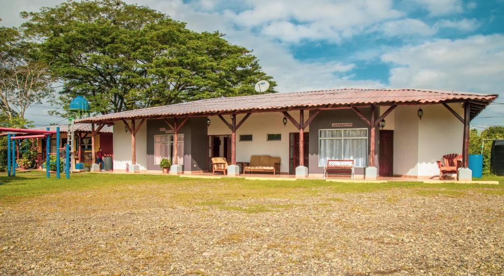 Hotel El Rancho photo 1