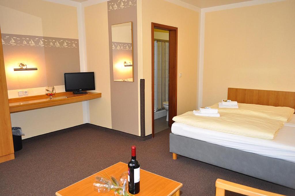 Gastehaus Lietzow & Stortebeker Camp