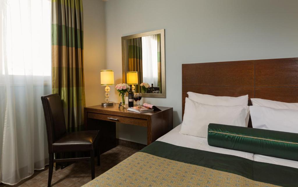 Prima Royale Hotel photo 3