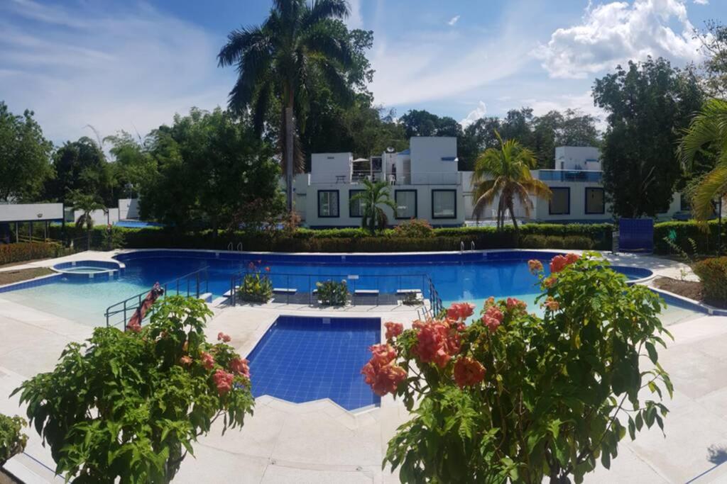 Casa de verano condominio Mediterráneo en Carmen de Apicalá photo 3