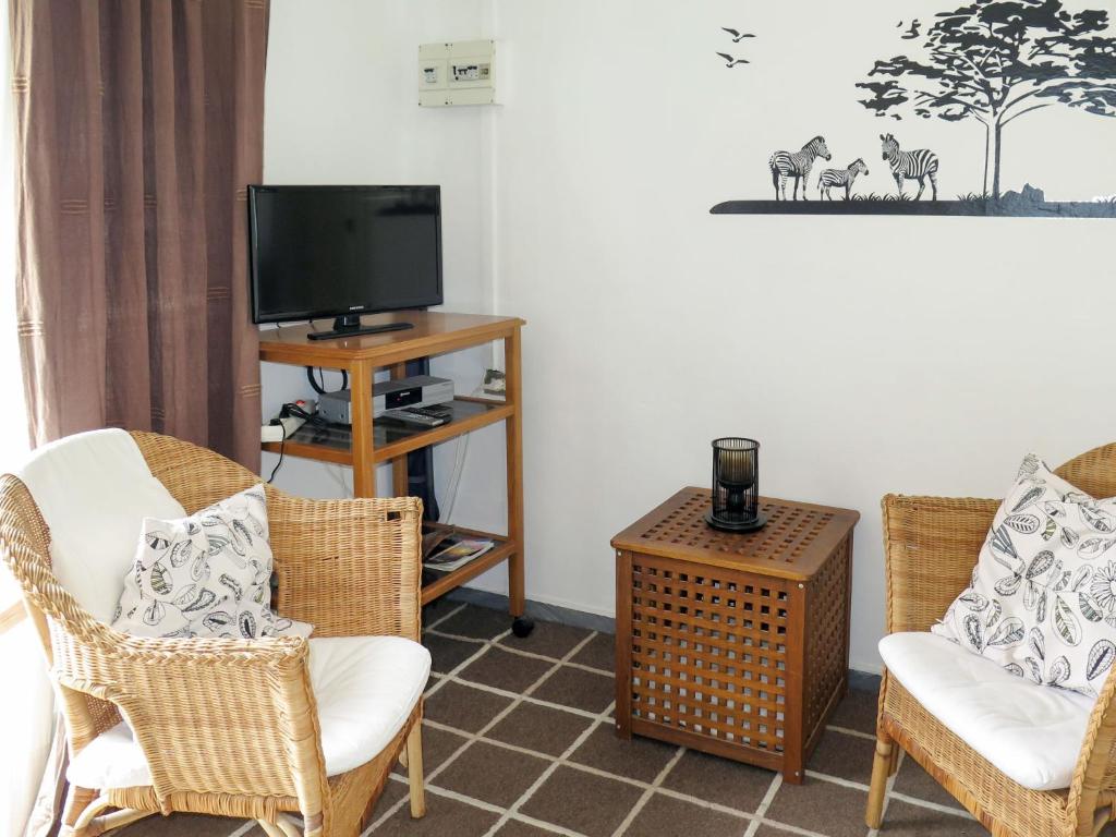Apartment Las Cuevecitas - CND110 by Interhome photo 3