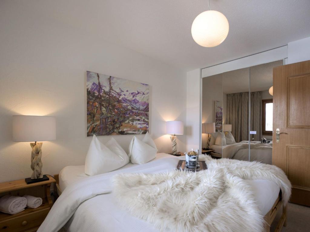 Apartment Chesa Ludains 8 by Interhome photo 4