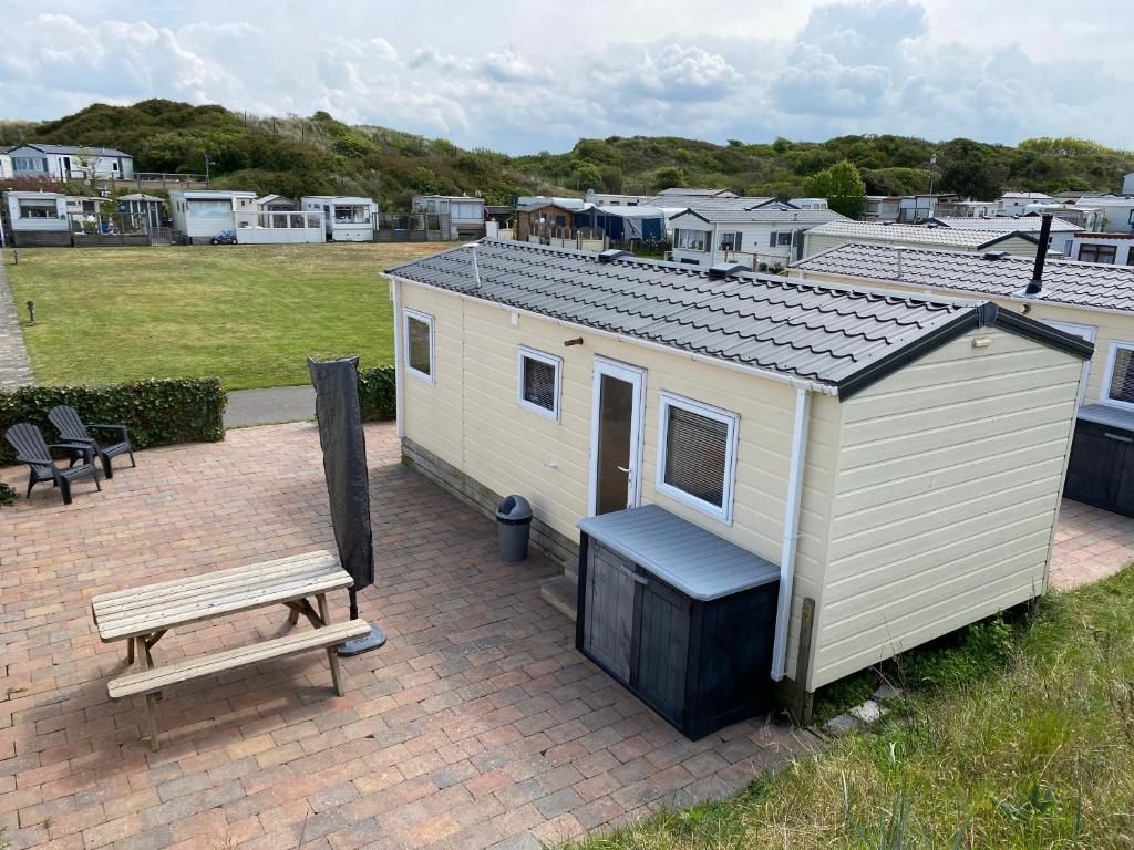 Chalet Ibiza in de duinen van IJmuiden aan Zee photo 1