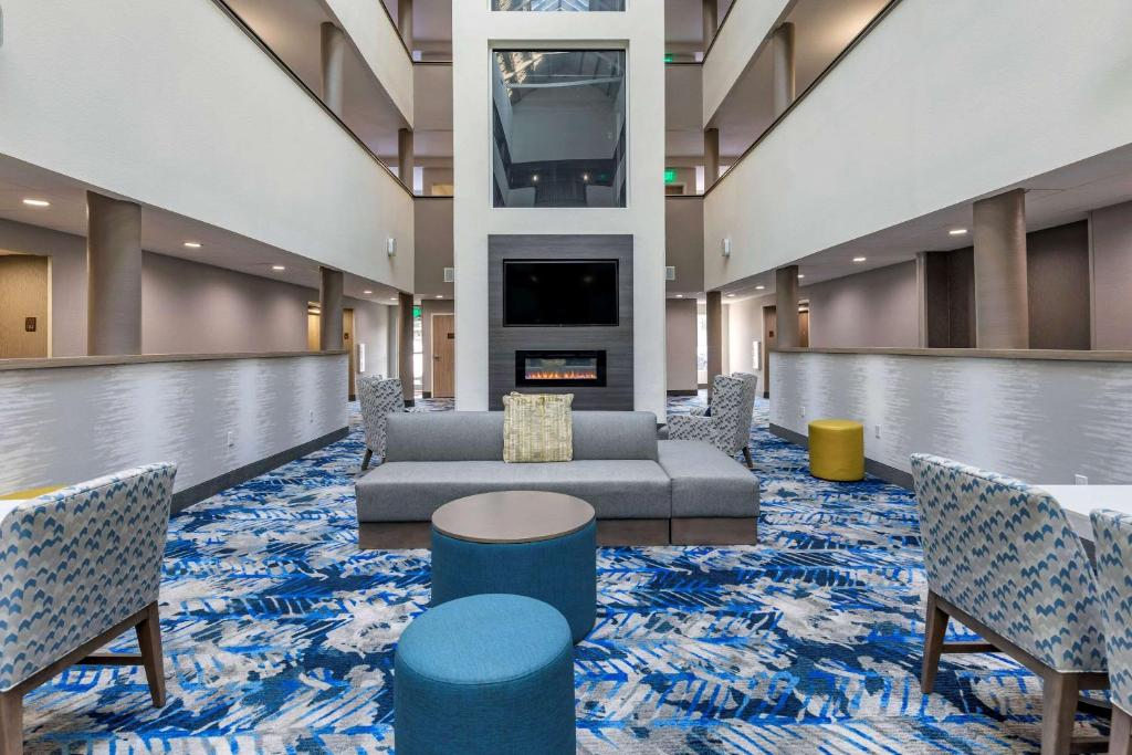 Comfort Suites Anderson-Clemson photo 3