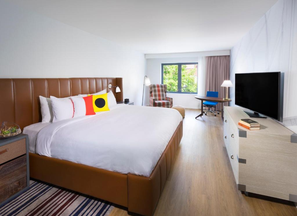 Hotel Indigo Old Town Alexandria, an IHG Hotel photo 1