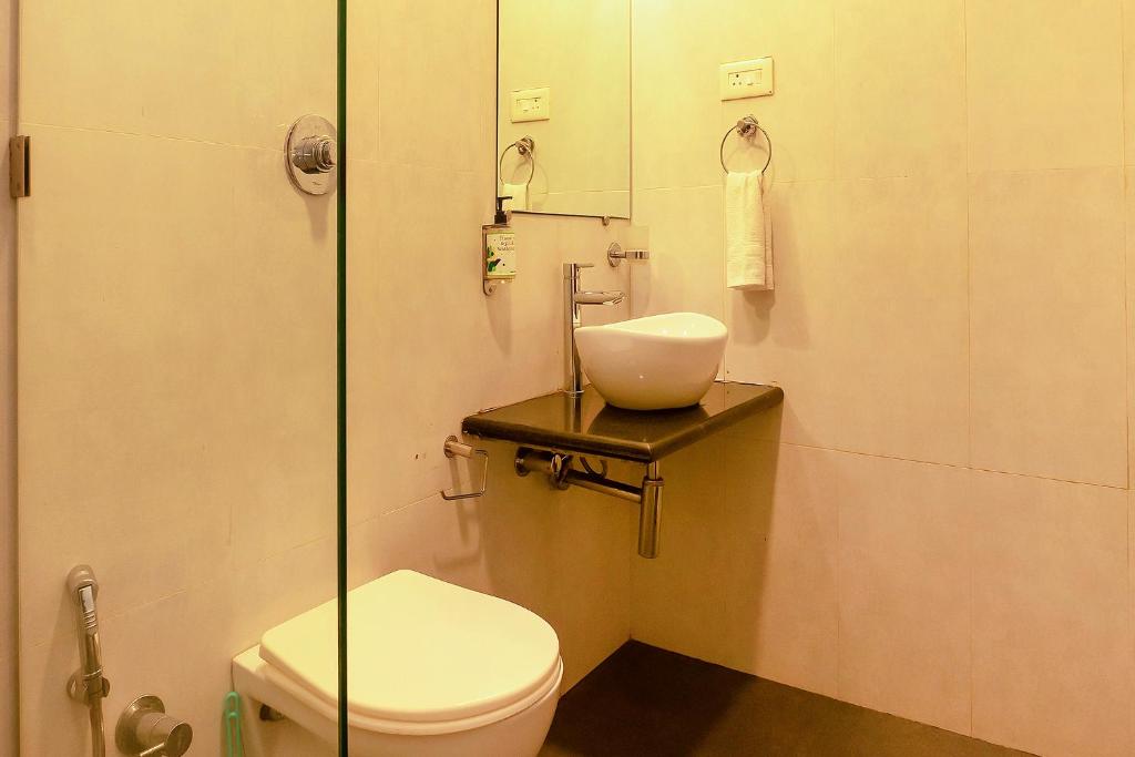 Двухместный (Улучшенный двухместный номер с 1 кроватью), FabHotel The X and Z