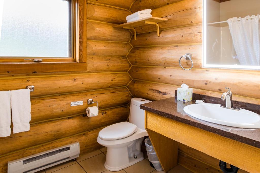 Glacier House Hotel & Resort photo 4