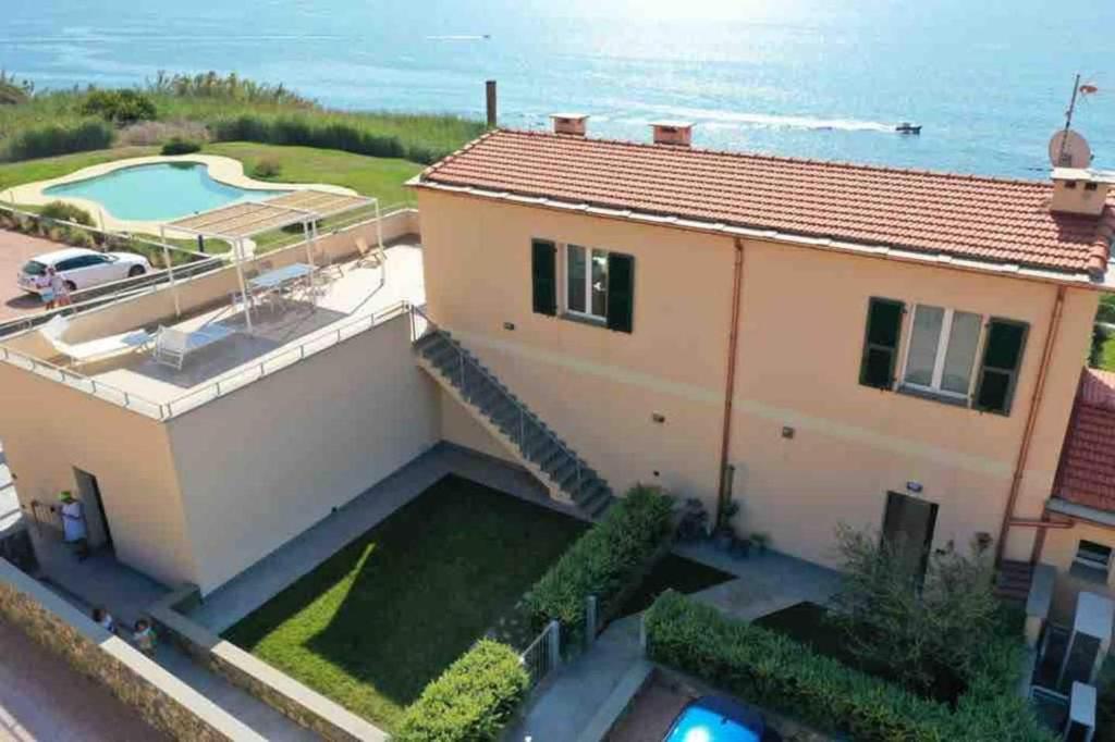 Incanto sul mare con enorme terrazza e piscina photo 4