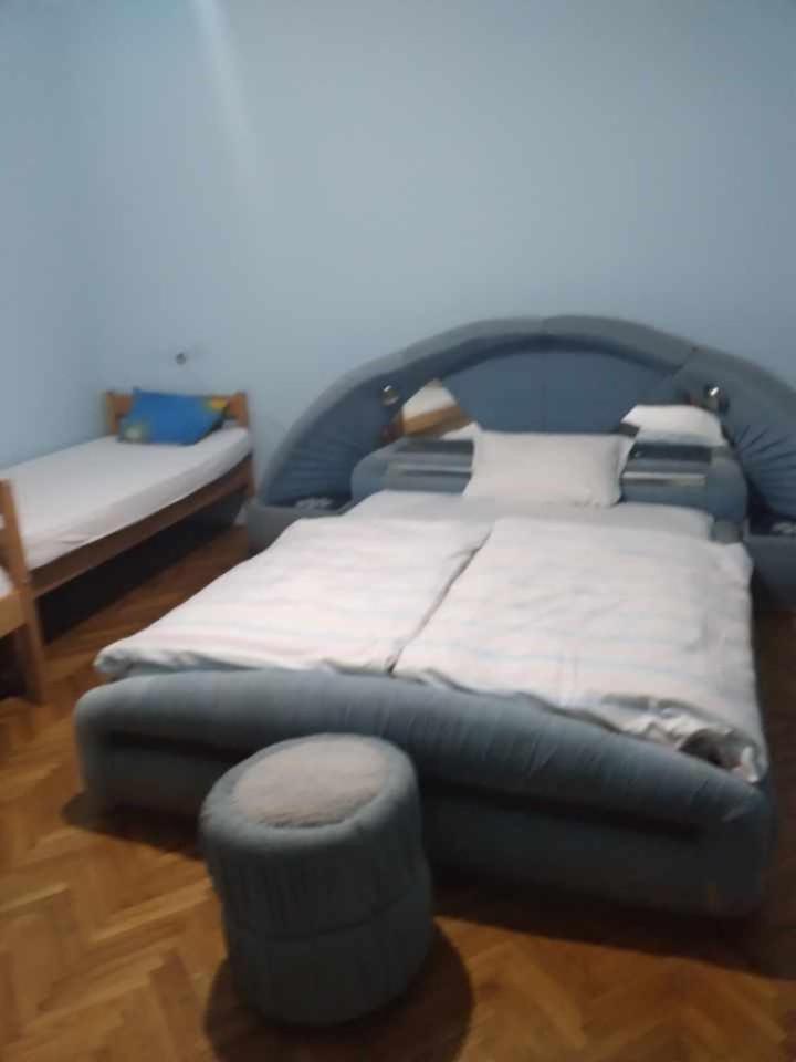 HOSTEL BATA Apartman