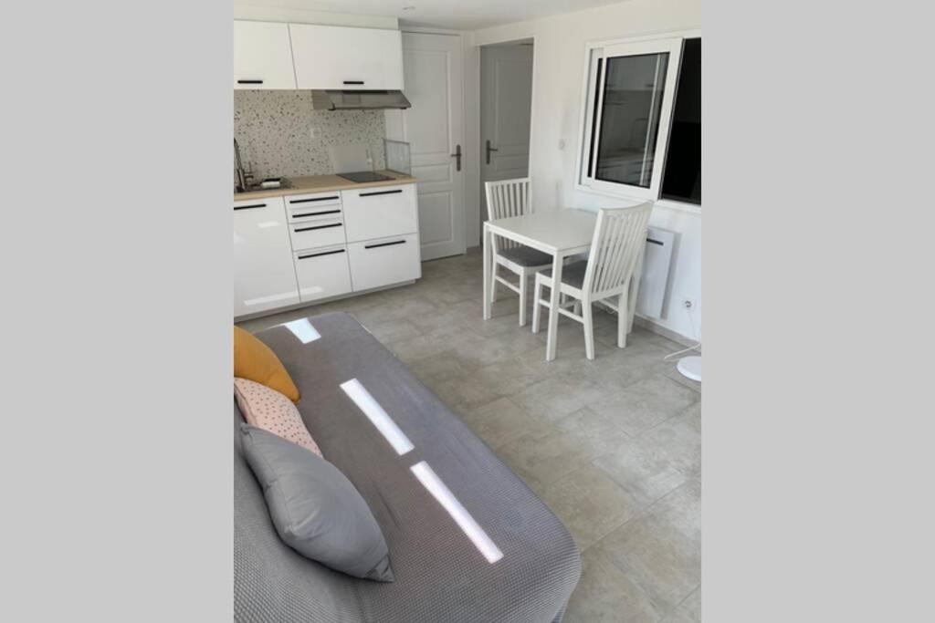 Nouveau - studio aux portes de Brest photo 4