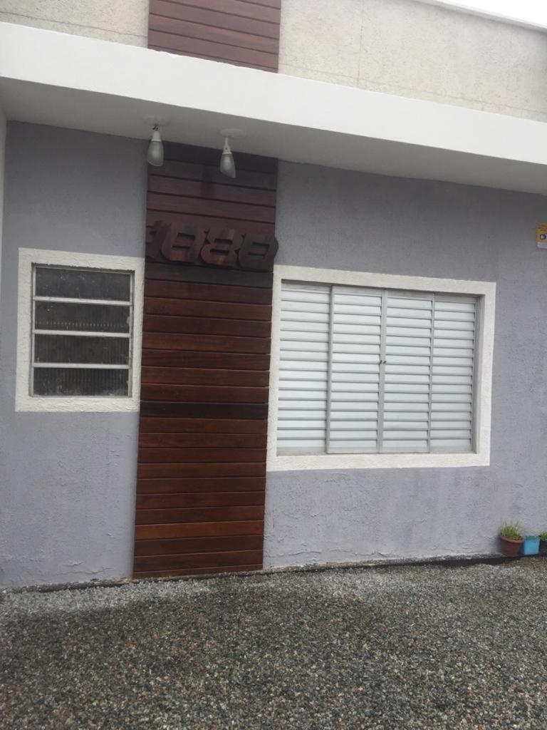 Casa Enseada 3 quartos para até 6 pessoas ótimo preço photo 4