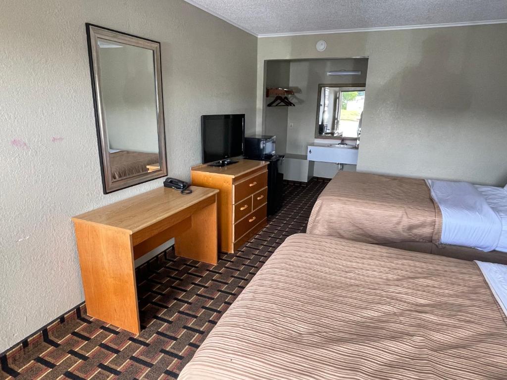 Bravo Inn photo 1