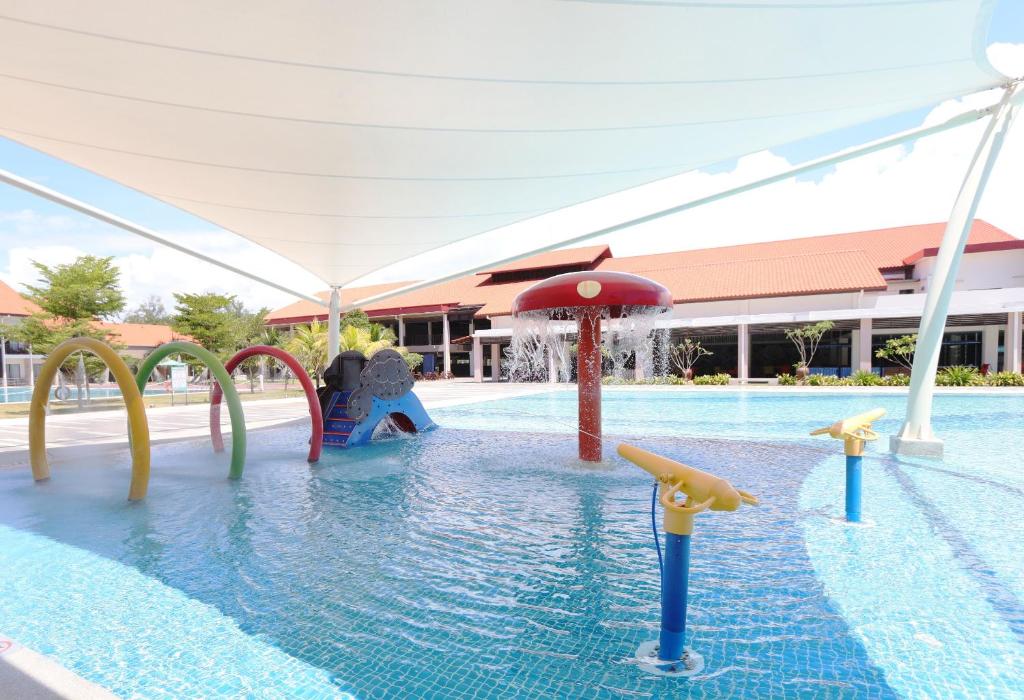 Villea Rompin Resort & Golf photo 3