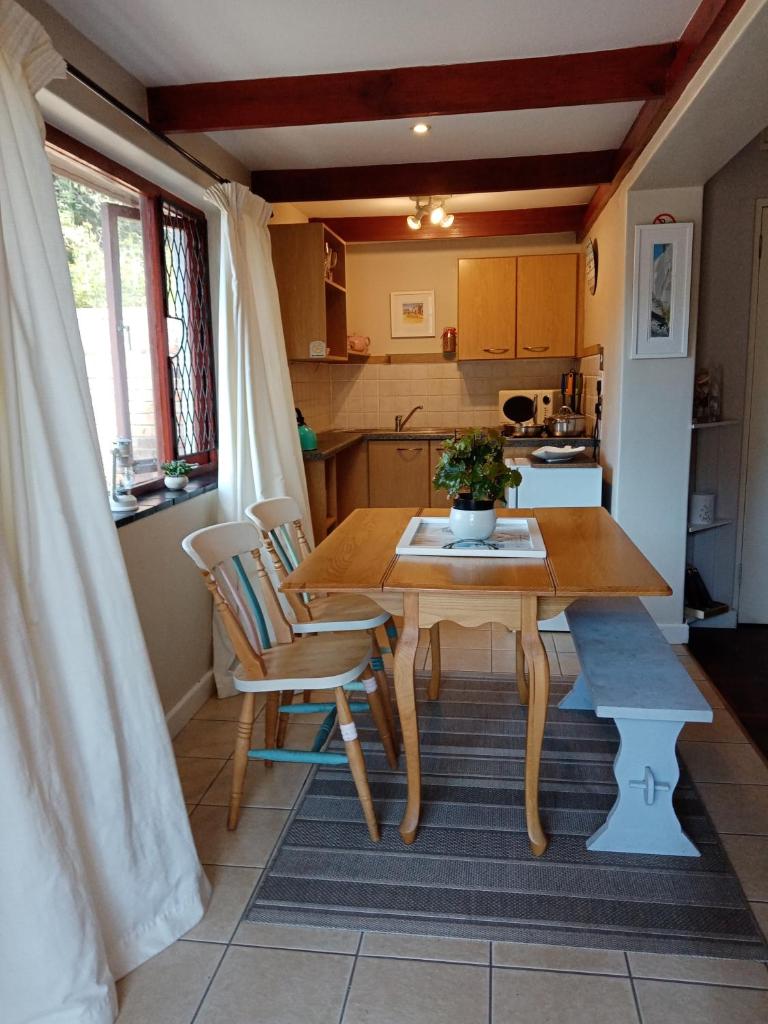 Sunshine Cottage photo 1