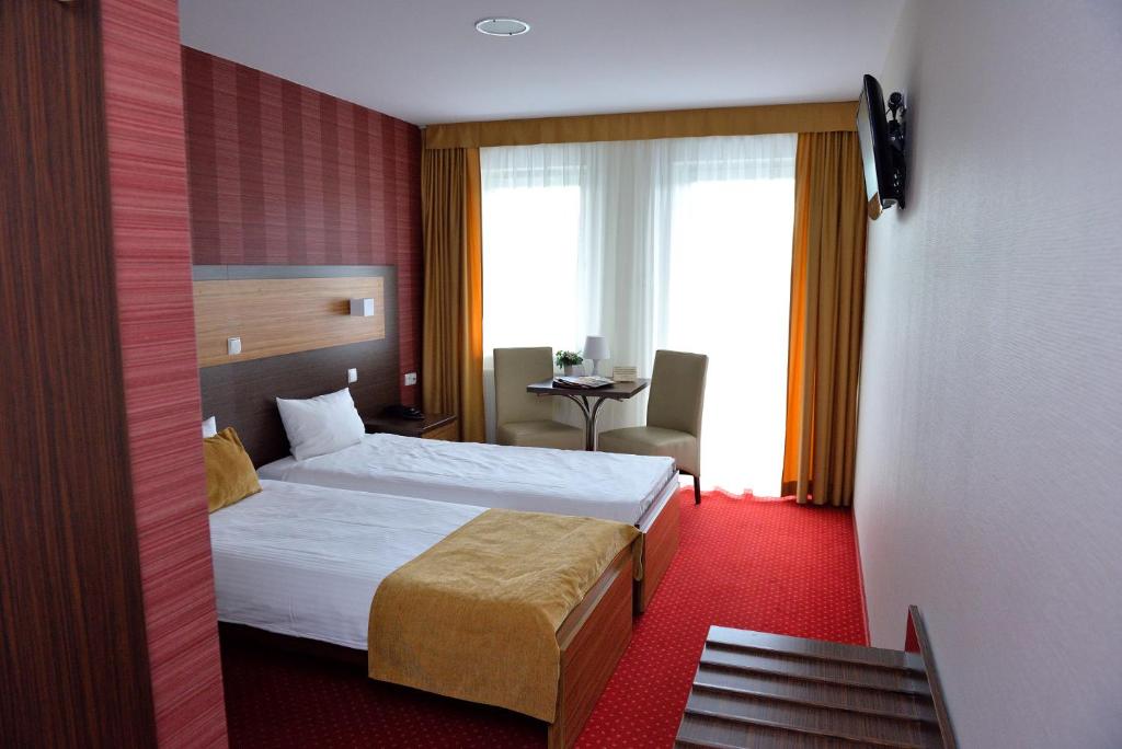 QUEST HOTEL - dawniej Hotel Planeta photo 1
