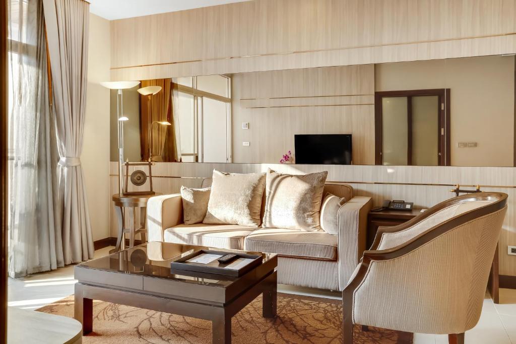 Сьюит (Люкс «Гранд»), Отель Grand Asoke Residence Sukhumvit