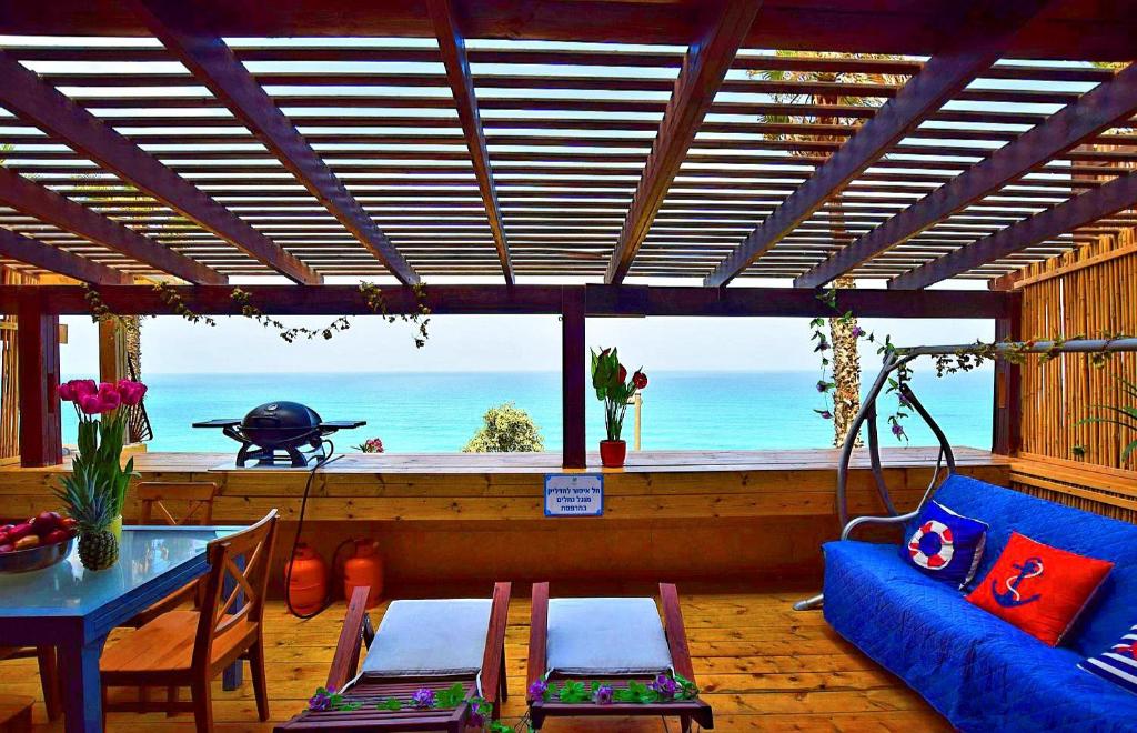 Magic on the sea-suites with a private jacuzzi and a private sea view