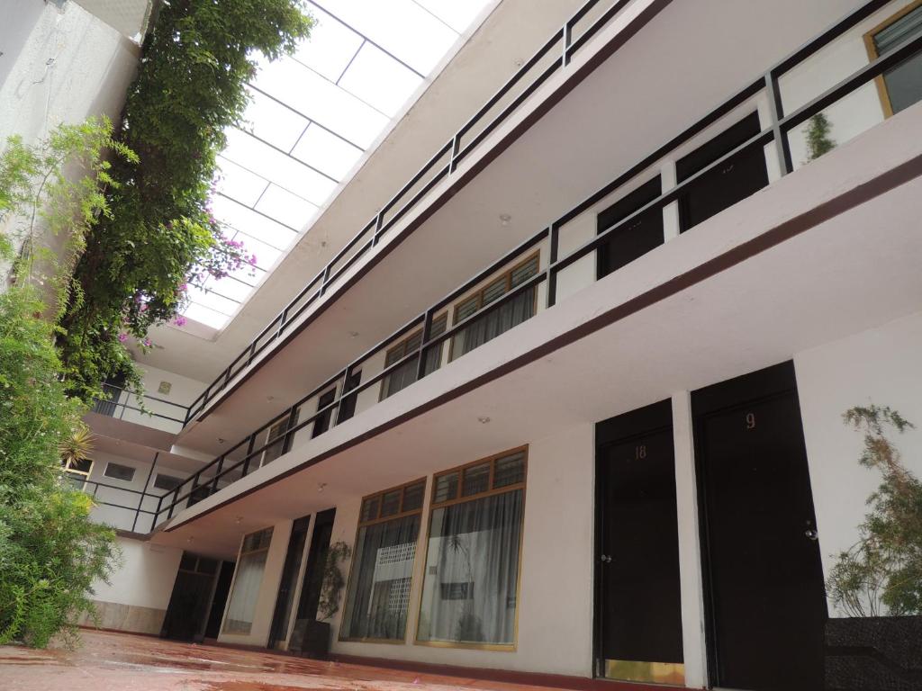Hotel Lizbeth photo 1