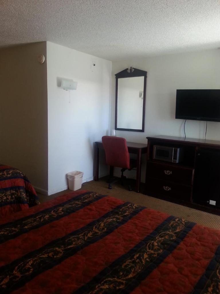 Budget Inn photo 4