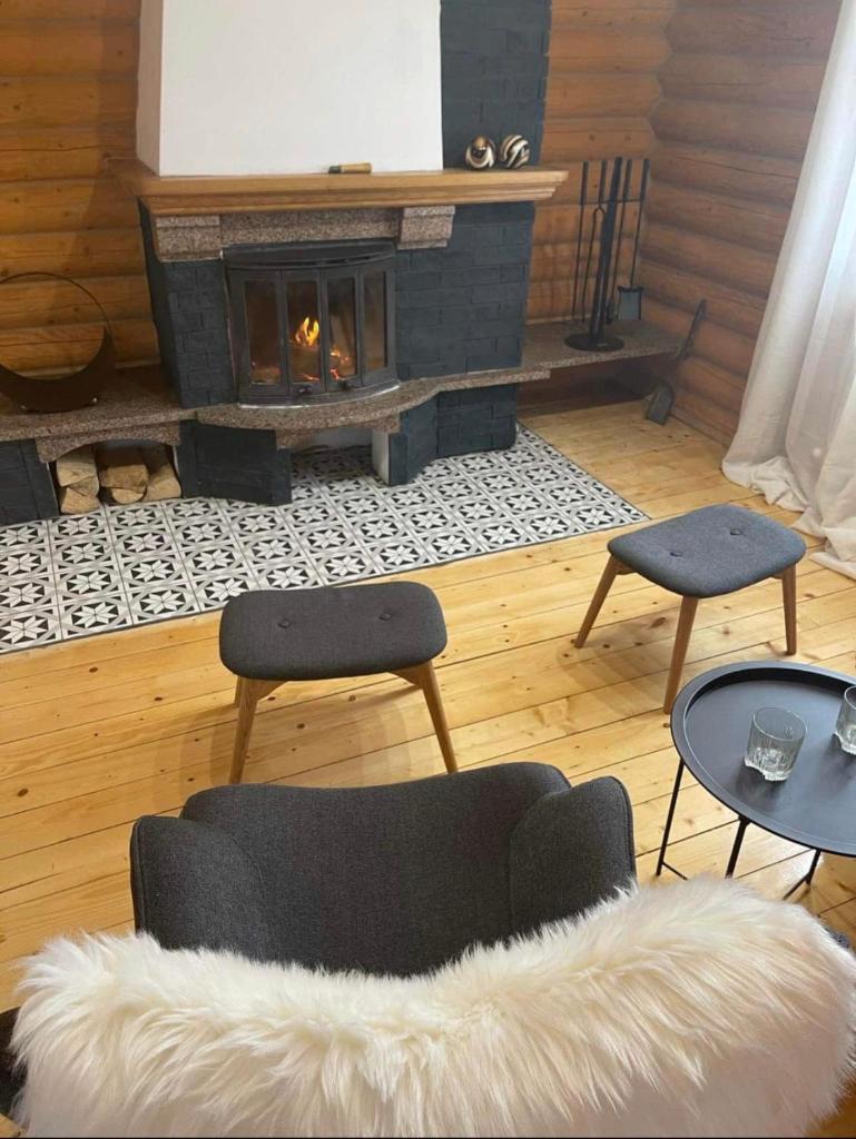 MIRA House photo 4