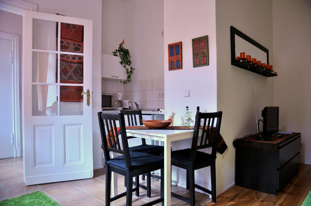 Berlin Apartments Mitte photo 4