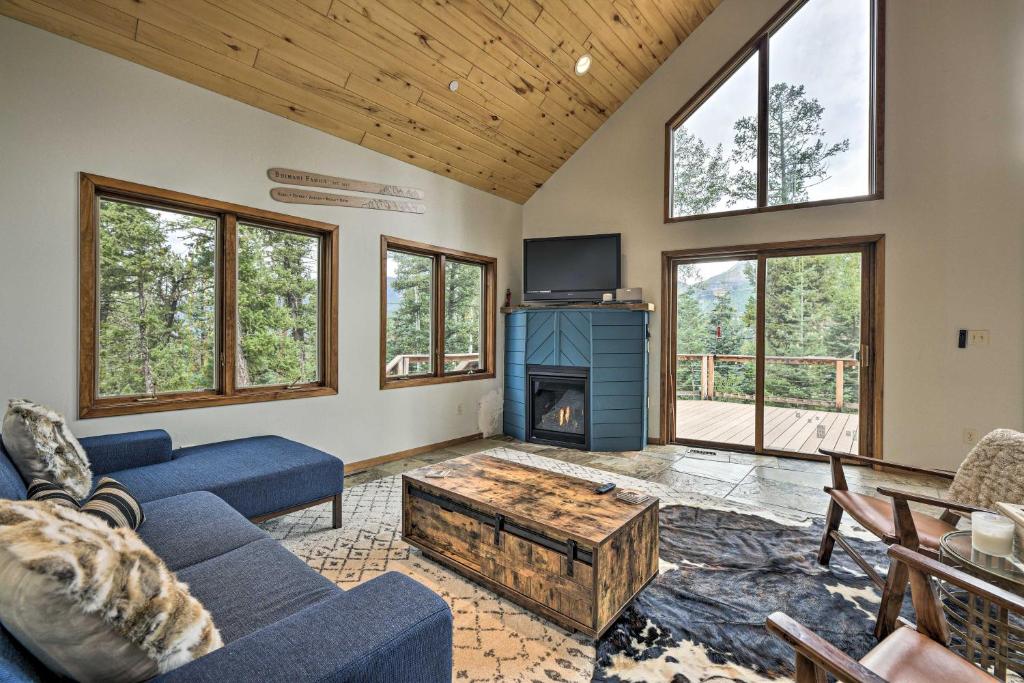 Durango Woodland Cabin Less Than 2 Mi to Purgatory Skiing! photo 1