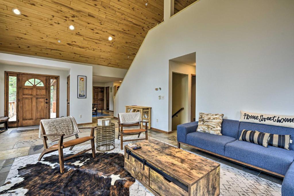 Durango Woodland Cabin Less Than 2 Mi to Purgatory Skiing! photo 2